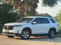Used 2024 Honda Pilot EX-L 8 Passenger 2WD at Drivenci Motors near Olmito, TX
