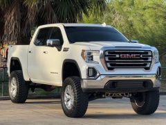 Used 2020  GMC Sierra 1500 4WD Crew Cab SLT at Drivenci Motors near Olmito&comma; TX