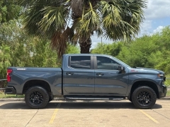 Used 2019 Chevrolet Silverado 1500 4WD Crew Cab 147" LT Trail Boss at Drivenci Motors near Olmito, TX