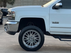 Used 2018  Chevrolet Silverado 1500 4WD Crew Cab 143.5" LTZ w/1LZ at Drivenci Motors near Olmito, TX