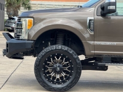 Used 2017  Ford Super Duty F-250 4WD Crew Cab Lariat at Drivenci Motors near Olmito&comma; TX