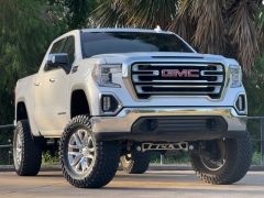 Used 2020  GMC Sierra 1500 4WD Crew Cab SLT at Drivenci Motors near Olmito&comma; TX