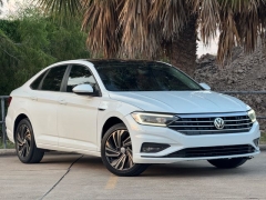 Used 2019  Volkswagen Jetta 4d Sedan 1&period;4T SEL Premium at Drivenci Motors near Olmito&comma; TX