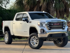 Used 2020  GMC Sierra 1500 4WD Crew Cab SLT at Drivenci Motors near Olmito&comma; TX