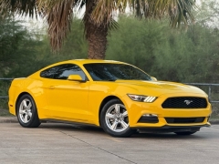 Used 2017  Ford Mustang 2d Fastback V6 at Drivenci Motors near Olmito&comma; TX