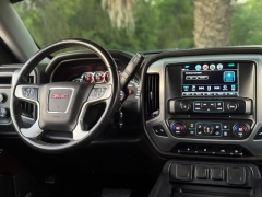 Used 2017  GMC Sierra 1500 4WD Crew Cab 143.5" SLT at Drivenci Motors near Olmito, TX