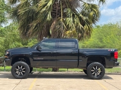Used 2018  Chevrolet Silverado 1500 4WD Crew Cab LT Z71 at Drivenci Motors near Olmito&comma; TX
