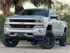 Used 2017  Chevrolet Silverado 1500 4WD Crew Cab LT at Drivenci Motors near Olmito, TX