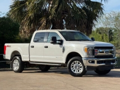 Used 2017  Ford Super Duty F-250 SRW 4WD Crew Cab Box at Drivenci Motors near Olmito&comma; TX