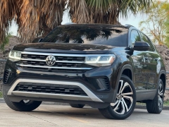 Used 2021  Volkswagen Atlas Cross Sport 2&period;0T SEL Premium 4MOTION at Drivenci Motors near Olmito&comma; TX