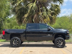 Used 2018  Chevrolet Silverado 1500 4WD Crew Cab LT Z71 at Drivenci Motors near Olmito&comma; TX