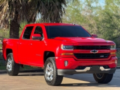 Used 2018  Chevrolet Silverado 1500 4WD Crew Cab LT Z71 at Drivenci Motors near Olmito&comma; TX