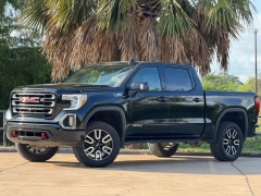 Used 2021  GMC Sierra 1500 4WD Crew Cab 147" AT4 at Drivenci Motors near Olmito&comma; TX