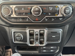 Used 2018  Jeep Wrangler Unlimited 4d SUV 4WD Sahara at Drivenci Motors near Olmito&comma; TX