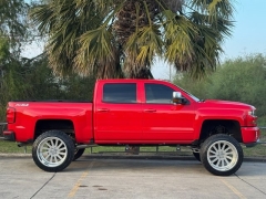 Used 2017  Chevrolet Silverado 1500 4WD Crew Cab LT Z71 at Drivenci Motors near Olmito&comma; TX