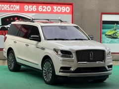  2019 Lincoln Navigator 4d SUV 4WD Reserve at Drivenci Motors near Olmito&comma; TX