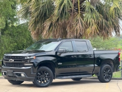 Used 2020  Chevrolet Silverado 1500 2WD Crew Cab RST at Drivenci Motors near Olmito&comma; TX