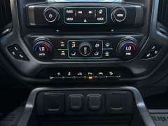 Used 2017  Chevrolet Silverado 1500 4WD Crew Cab LTZ at Drivenci Motors near Olmito&comma; TX