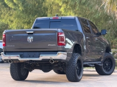 Used 2019  Ram 1500 4WD Crew Cab Big Horn&sol;Lone Star at Drivenci Motors near Olmito&comma; TX