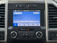 Used 2019 Ford F-150 4WD SuperCrew Lariat 5 1/2 at Drivenci Motors near Olmito, TX