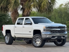 Used 2018  Chevrolet Silverado 1500 4WD Crew Cab 143.5" LTZ w/1LZ at Drivenci Motors near Olmito, TX