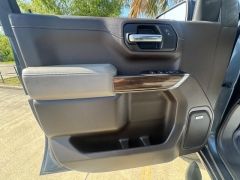 Used 2019 Chevrolet Silverado 1500 4WD Crew Cab 147" LT Trail Boss at Drivenci Motors near Olmito, TX