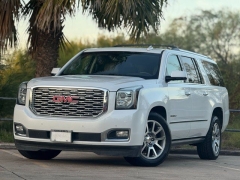Used 2018  GMC Yukon XL 4d SUV 4WD Denali at Drivenci Motors near Olmito&comma; TX