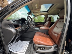 Used 2019  Cadillac Escalade ESV 4d SUV RWD Premium Luxury at Drivenci Motors near Olmito&comma; TX