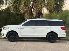 Used 2021  Lincoln Navigator Reserve 4x4 at Drivenci Motors near Olmito, TX