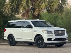 Used 2021  Lincoln Navigator Reserve 4x4 at Drivenci Motors near Olmito, TX
