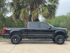 Used 2019  Ford Super Duty F-250 4WD Crew Cab Lariat at Drivenci Motors near Olmito, TX
