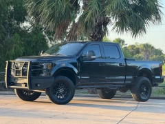 Used 2019 Ford Super Duty F-250 4WD Crew Cab Lariat at Drivenci Motors near Olmito, TX