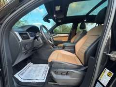 Used 2021  Volkswagen Atlas Cross Sport 2&period;0T SEL Premium 4MOTION at Drivenci Motors near Olmito&comma; TX