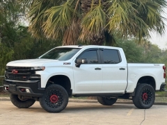 Used 2019  Chevrolet Silverado 1500 4WD Crew Cab LT Trail Boss at Drivenci Motors near Olmito, TX