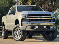 Used 2019  Chevrolet Silverado 1500 4WD Crew Cab LTZ at Drivenci Motors near Olmito&comma; TX