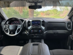 Used 2020  Chevrolet Silverado 1500 2WD Crew Cab RST at Drivenci Motors near Olmito&comma; TX