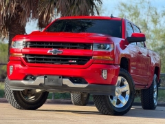 Used 2018  Chevrolet Silverado 1500 4WD Crew Cab LT Z71 at Drivenci Motors near Olmito&comma; TX