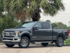 Used 2017 Ford Super Duty F-250 4WD Crew Cab Lariat at Drivenci Motors near Olmito, TX