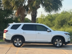 Used 2024 Honda Pilot EX-L 8 Passenger 2WD at Drivenci Motors near Olmito, TX