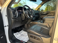 Used 2020  Chevrolet Silverado 1500 4WD Crew Cab LT Trail Boss at Drivenci Motors near Olmito&comma; TX