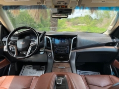 Used 2019  Cadillac Escalade ESV 4d SUV RWD Premium Luxury at Drivenci Motors near Olmito&comma; TX