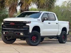 Used 2019  Chevrolet Silverado 1500 4WD Crew Cab LT Trail Boss at Drivenci Motors near Olmito, TX
