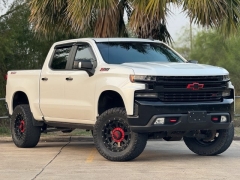 Used 2019  Chevrolet Silverado 1500 4WD Crew Cab LT Trail Boss at Drivenci Motors near Olmito, TX