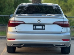 Used 2020 Volkswagen Jetta R-Line Auto w/ULEV at Drivenci Motors near Olmito, TX