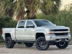Used 2017  Chevrolet Silverado 1500 4WD Crew Cab LT at Drivenci Motors near Olmito, TX
