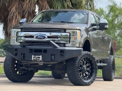 Used 2017  Ford Super Duty F-250 4WD Crew Cab Lariat at Drivenci Motors near Olmito&comma; TX