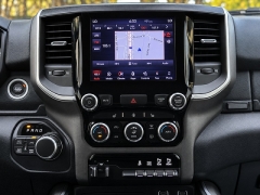 Used 2019  Ram 1500 4WD Crew Cab Big Horn&sol;Lone Star at Drivenci Motors near Olmito&comma; TX