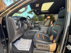 Used 2019  GMC Sierra 1500 4WD Crew Cab AT4 at Drivenci Motors near Olmito&comma; TX
