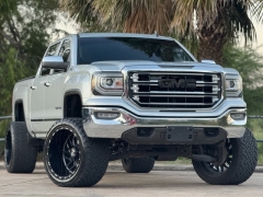Used 2017  GMC Sierra 1500 4WD Crew Cab 143.5" SLT at Drivenci Motors near Olmito, TX