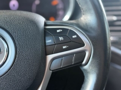Used 2018  Jeep Grand Cherokee 4d SUV 2WD Limited V6 at Drivenci Motors near Olmito&comma; TX